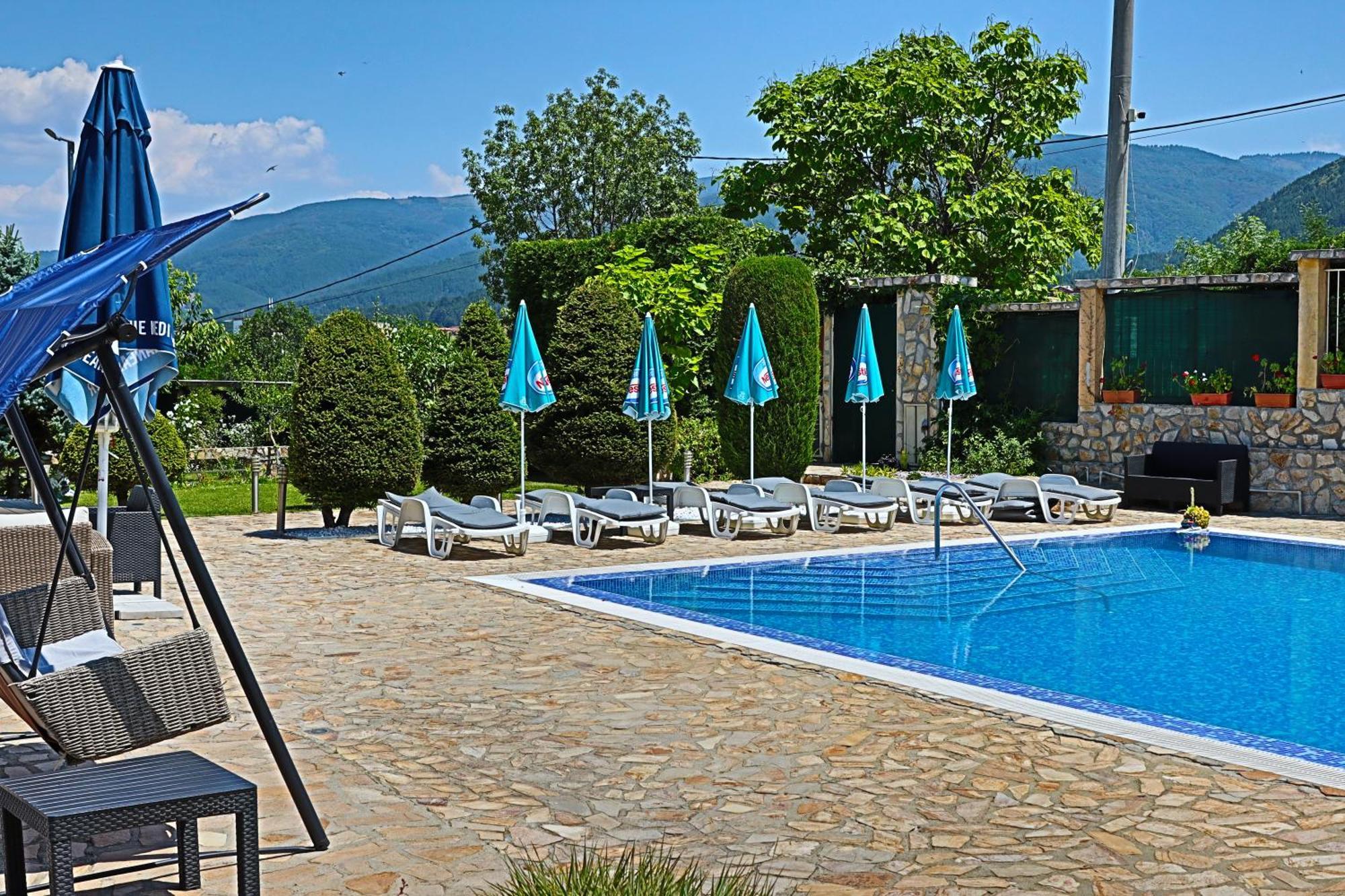 Holiday House Kubrat Sapareva Banya Luaran gambar