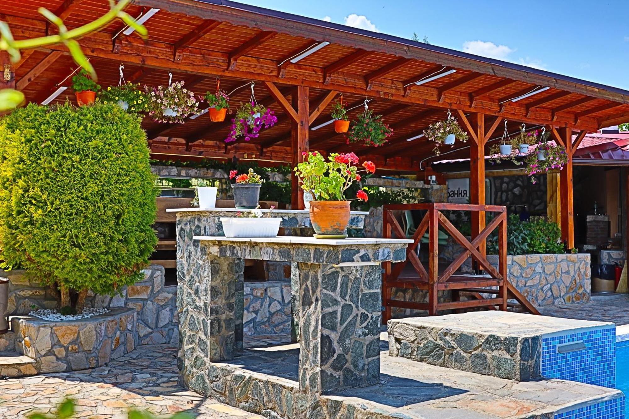 Holiday House Kubrat Sapareva Banya Luaran gambar