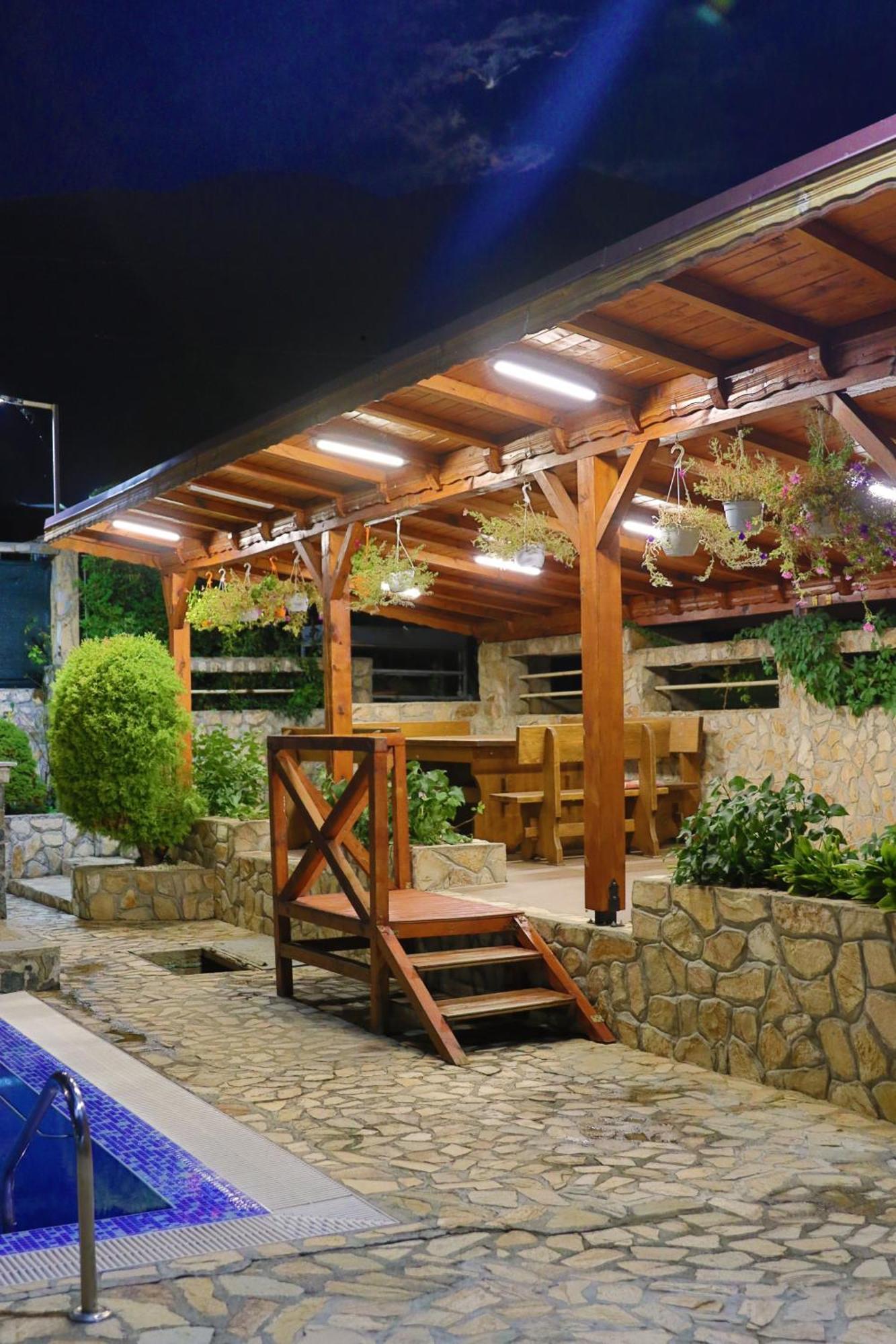 Holiday House Kubrat Sapareva Banya Luaran gambar