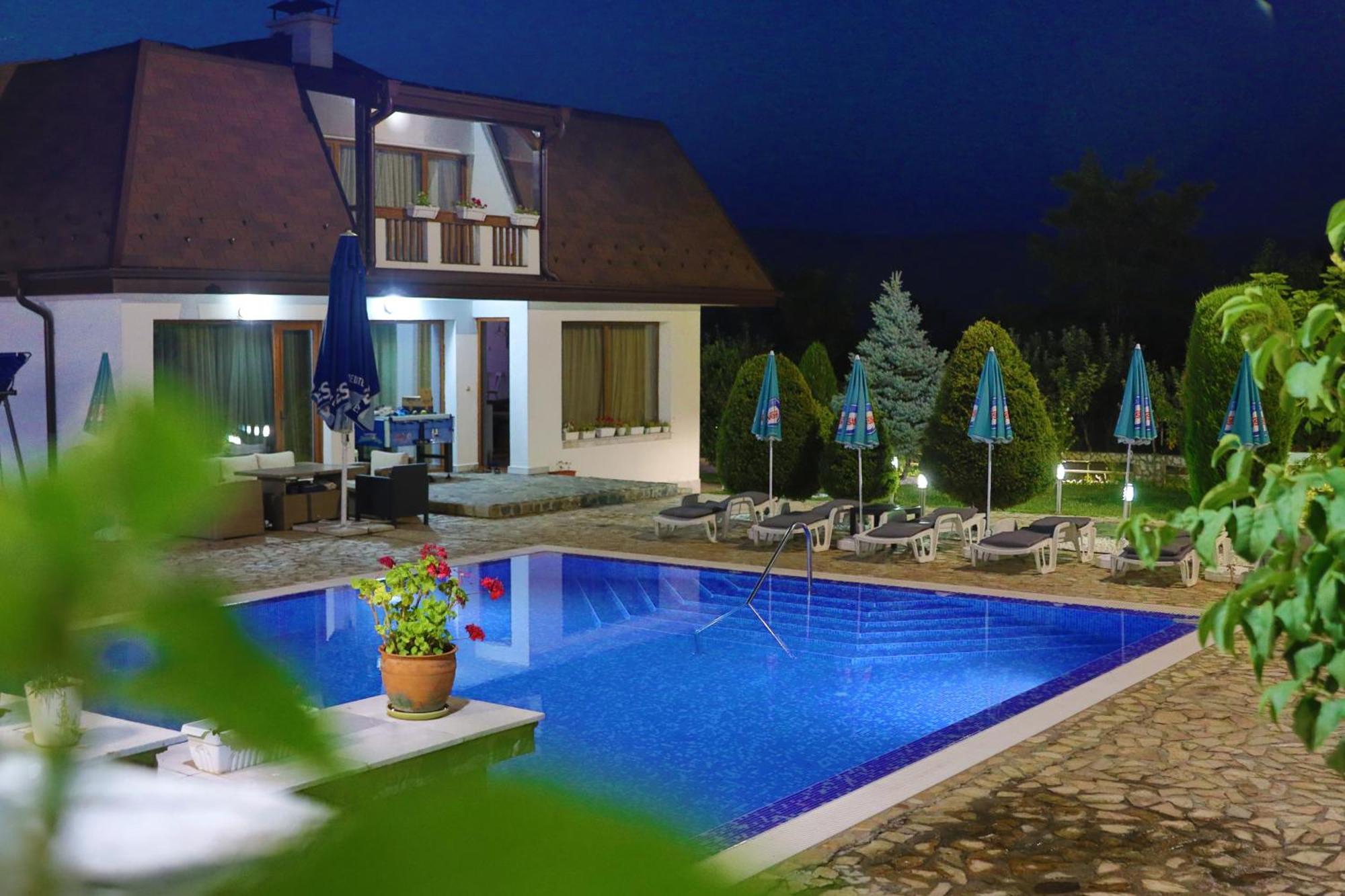 Holiday House Kubrat Sapareva Banya Luaran gambar