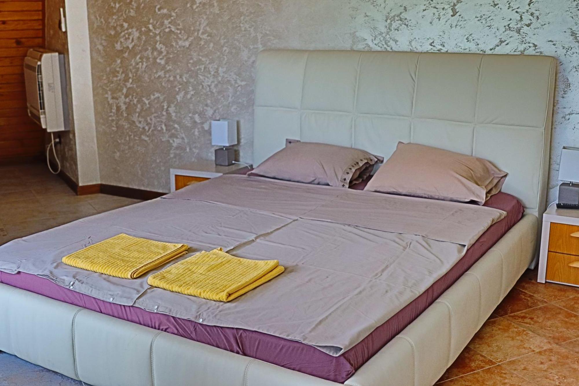 Holiday House Kubrat Sapareva Banya Luaran gambar